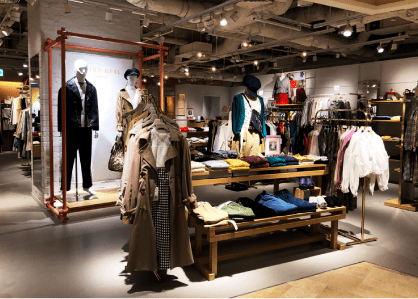 レトロガール店舗外観